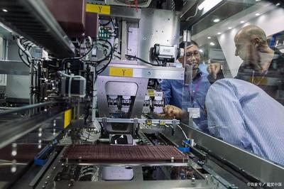 中國芯片科技巨頭一年進賬2470億，投入千億并購光刻機強化網絡技術研發